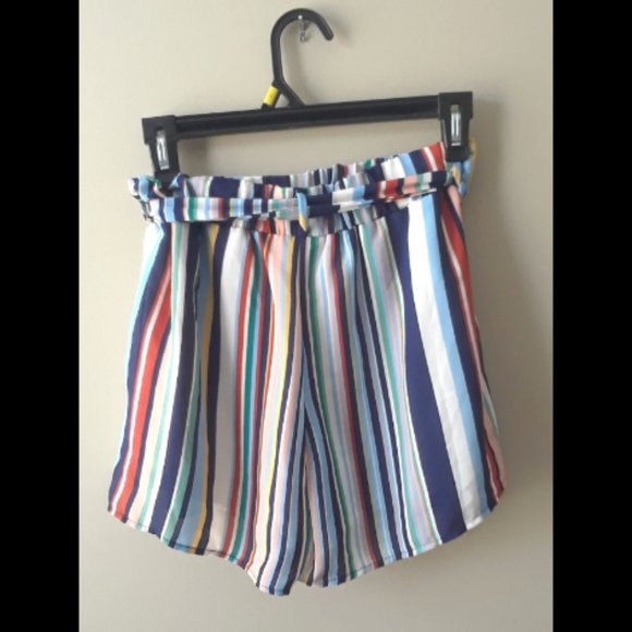 Fab'rik Flowy Striped Shorts with Waist Tie Size Small - Picture 2 of 3